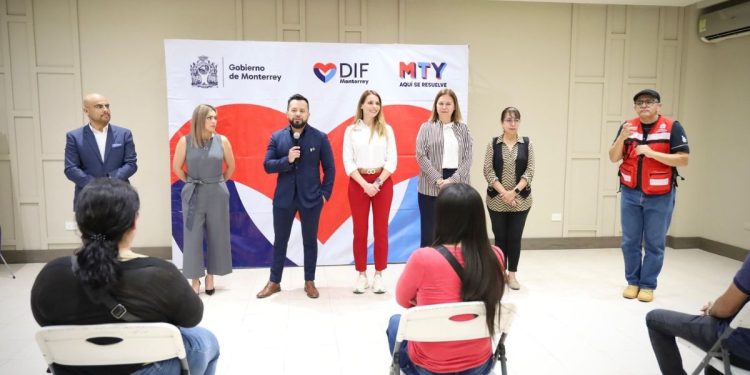 DIF-Monterrey-en-alianza-con-Centros-Auditivos-750x375 - VOZ Y OPINION