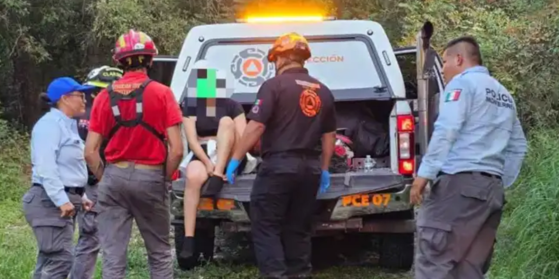 Rescata Policía de Monterrey a joven que se extravió en Cerro de las Mitras - VOZ Y OPINION - VOZ Y OPINION Policía De Monterrey Rescata A Senderista Extraviada En El Cerro De Las Mitras