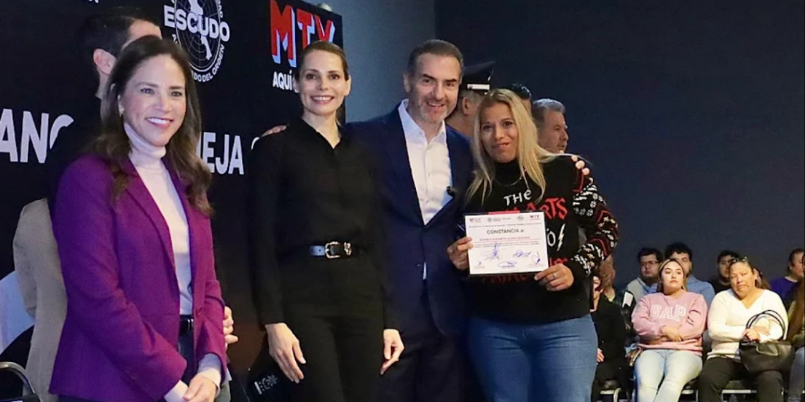 Maneja Seguro - VOZ Y OPINION Maneja-Seguro-DIF-Monterrey-clases-de-manejo-seguridad-vial-licencia-gratuita