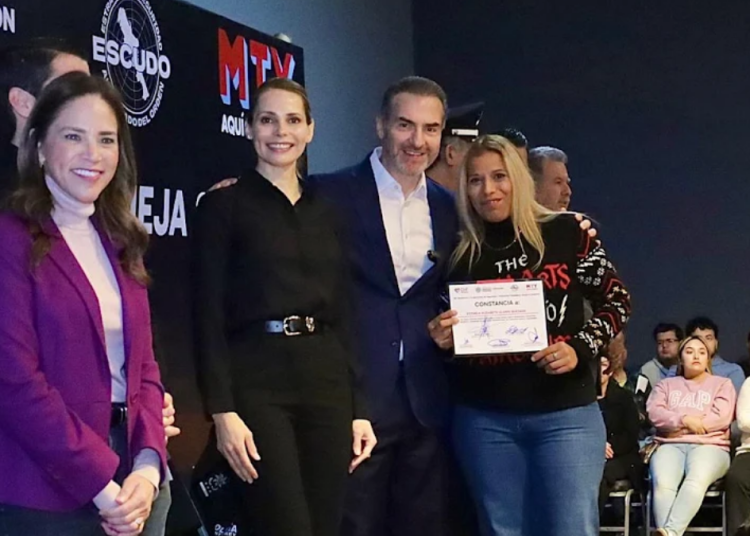 Maneja Seguro - VOZ Y OPINION Maneja-Seguro-DIF-Monterrey-clases-de-manejo-seguridad-vial-licencia-gratuita