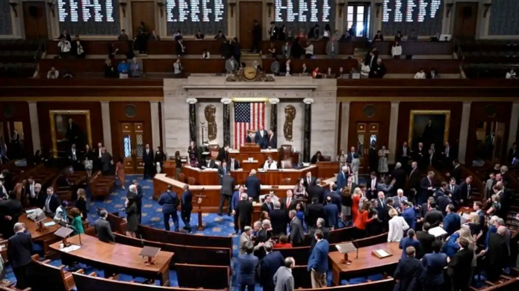 guerra con México - VOZ Y OPINION guerra-con-méxico-Donald-Trump-ley-demócrata-relación-bilateral